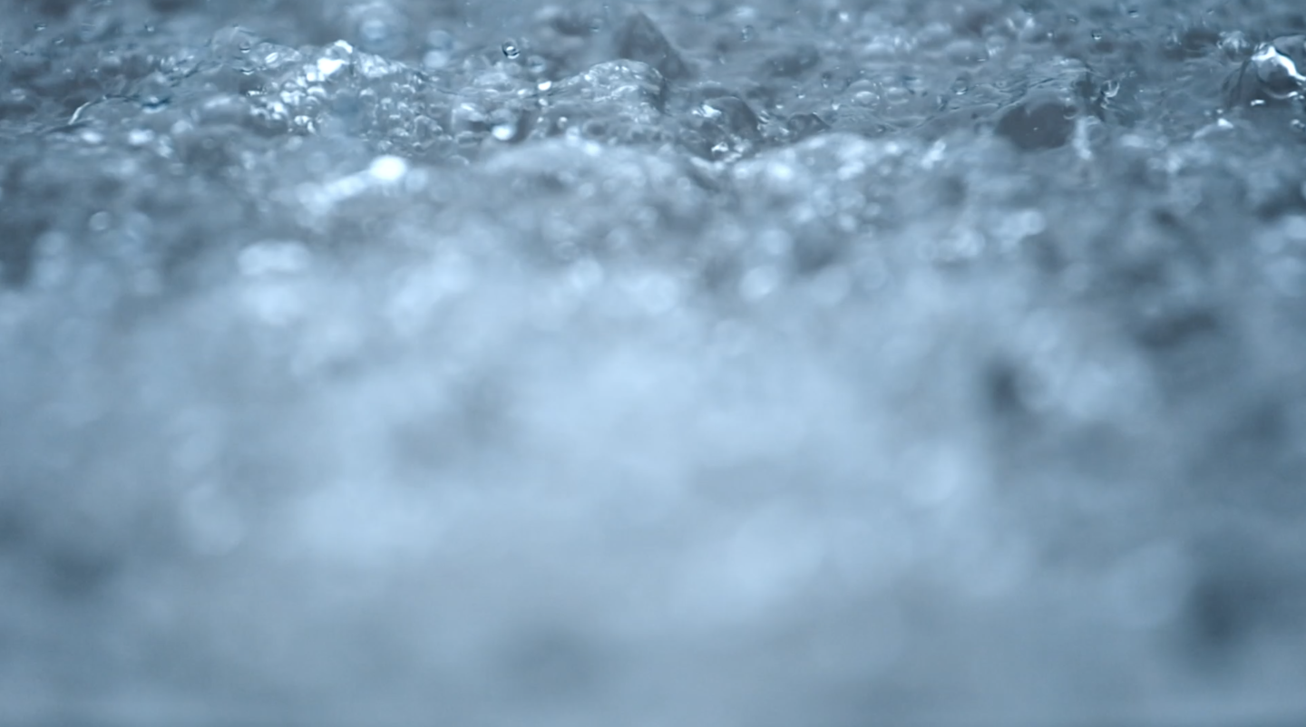 雨水 升格 慢动作 极端天气 暴雨 水流