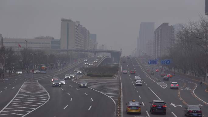 复兴路早晚高峰雾霾