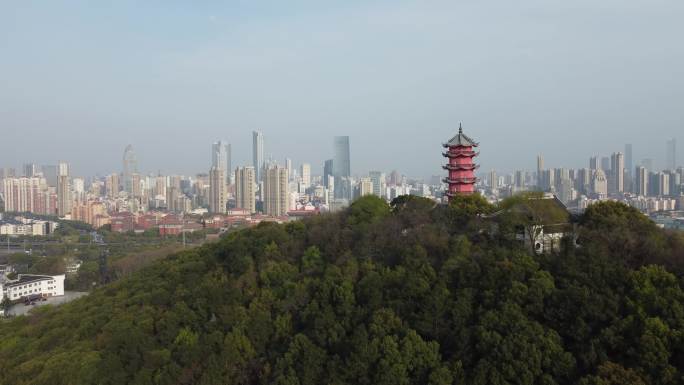 4K无锡航拍,从惠山眺望市区全景