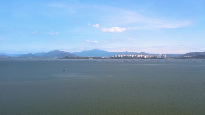 深圳湾的看香港航拍