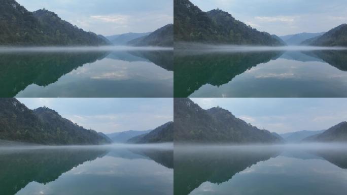 清晨湖面雾气缭绕延时空镜