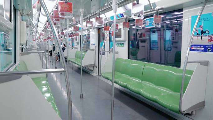 4K原素材-2022年上海疫情空旷地铁