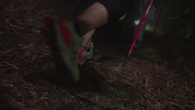 夜间登山照明救援