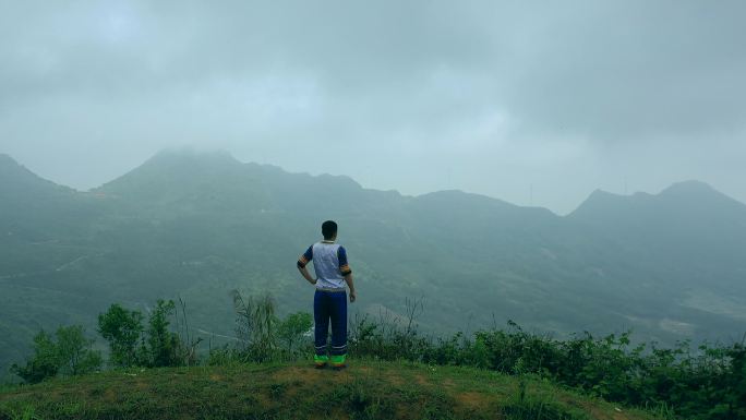 高清航拍山顶呐喊唱山歌