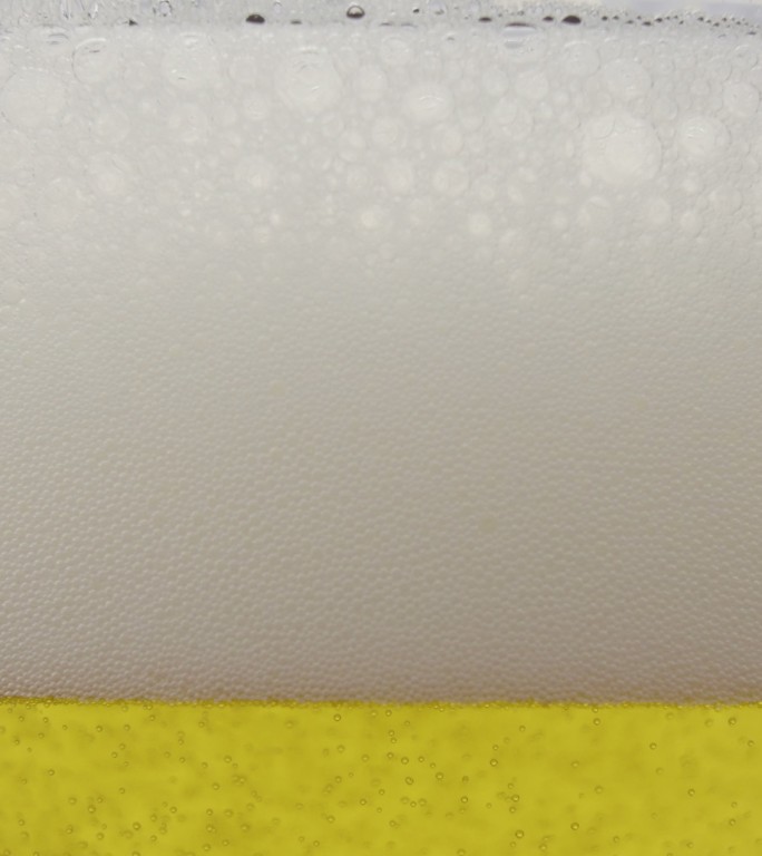 泡沫啤酒泡沫竖屏竖版实拍视频青岛扎啤