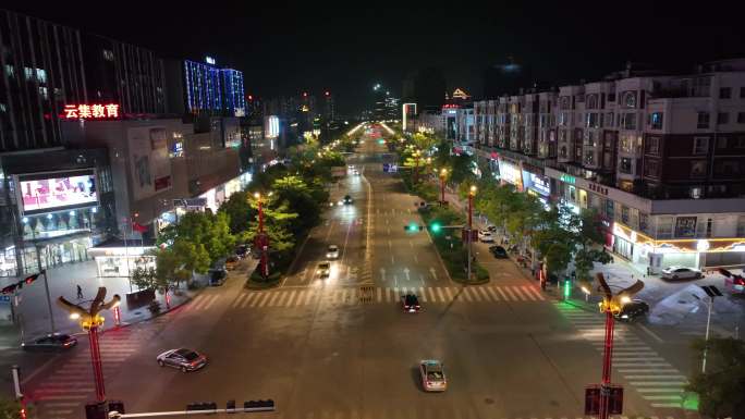 4k临沧市区道路夜景航拍