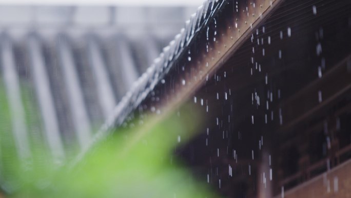 古风古宅屋檐瓦片 雨水下雨 古代衣服