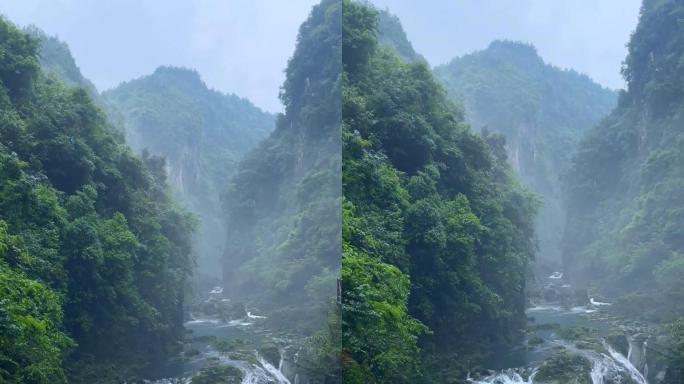 铜仁大峡谷：飞瀑流泉与溶岩峰林交相辉映1