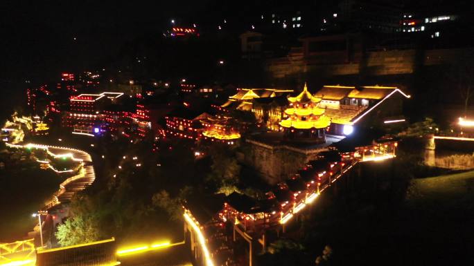 龚滩古镇夜景