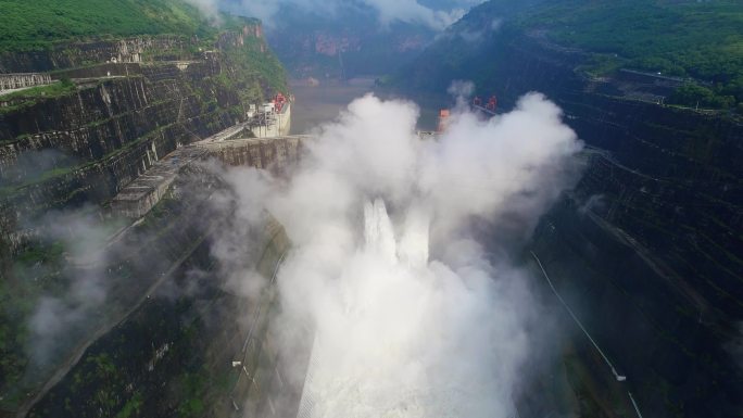 水坝 宜宾 汛期