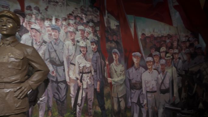 红军壁画雕像