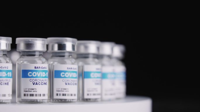 COVID-19疫苗瓶组旋转