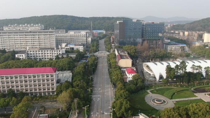 武汉航拍疫情空城光谷广场鲁磨路