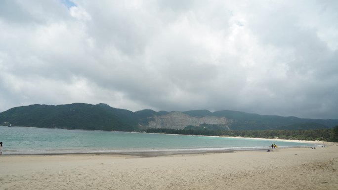 蓝天白云大海实拍延时三亚后海