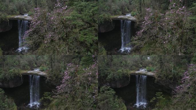 龙苍沟风景区天生桥瀑布神奇壮观自然景观