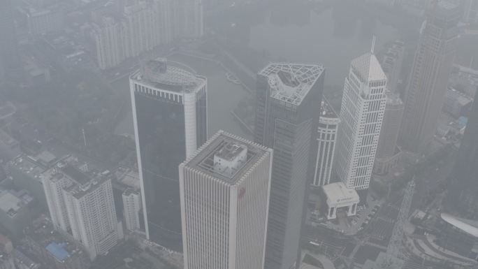 4K-log-航拍薄雾中的武汉城市