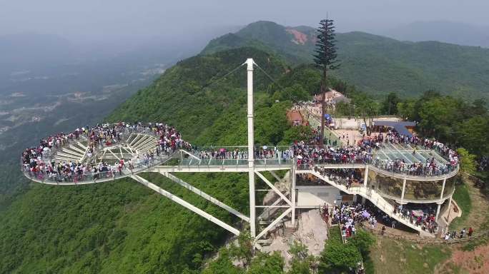 阳新仙岛湖天空之城