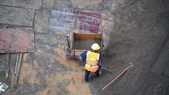 建筑工地 农民工 工地干活