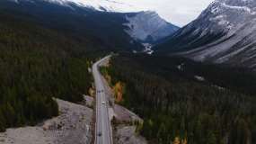 4K航拍加拿大贾斯珀国家公园冰原大道视频素材