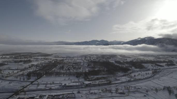 肃北城市雪后 云雾