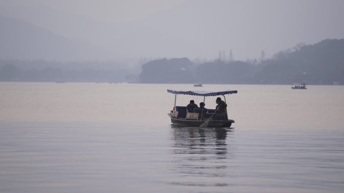 杭州 西湖 摇橹船 手摇船