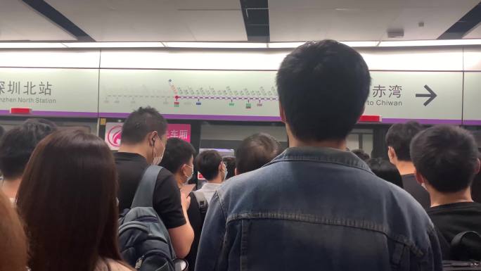 4K深圳地铁上班族排队拥挤