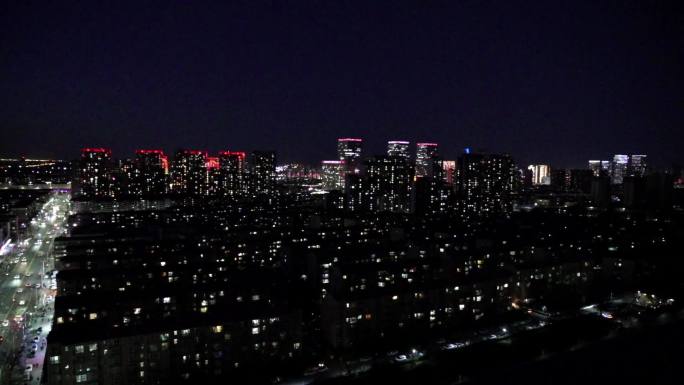 城市街道城铁夜景