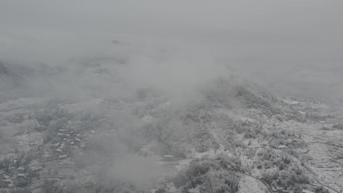 航拍贵州山区大雪雪景