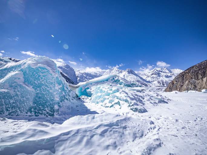 西藏来古冰川蓝冰延时摄影然乌湖