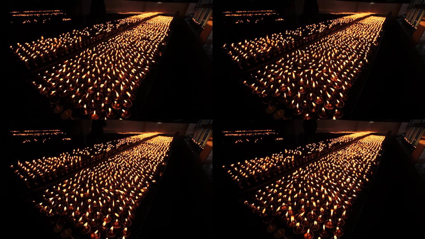 拉萨 藏族 大昭寺 朝拜 蜡烛 油灯