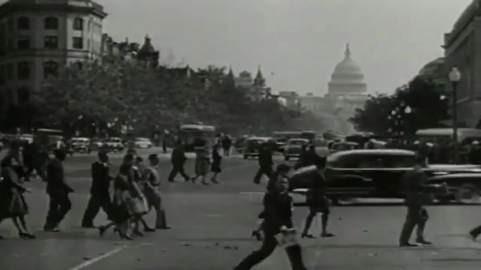 50年代美国华盛顿街道街景行人白宫国会