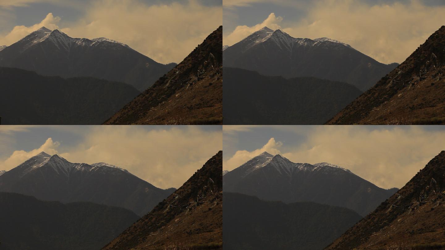 西藏 高原 雪山 线 山林 蓝天白云