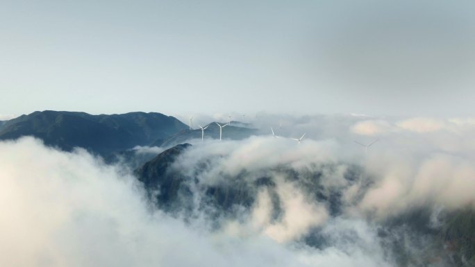 4K  云海中的风力发电绿色能源