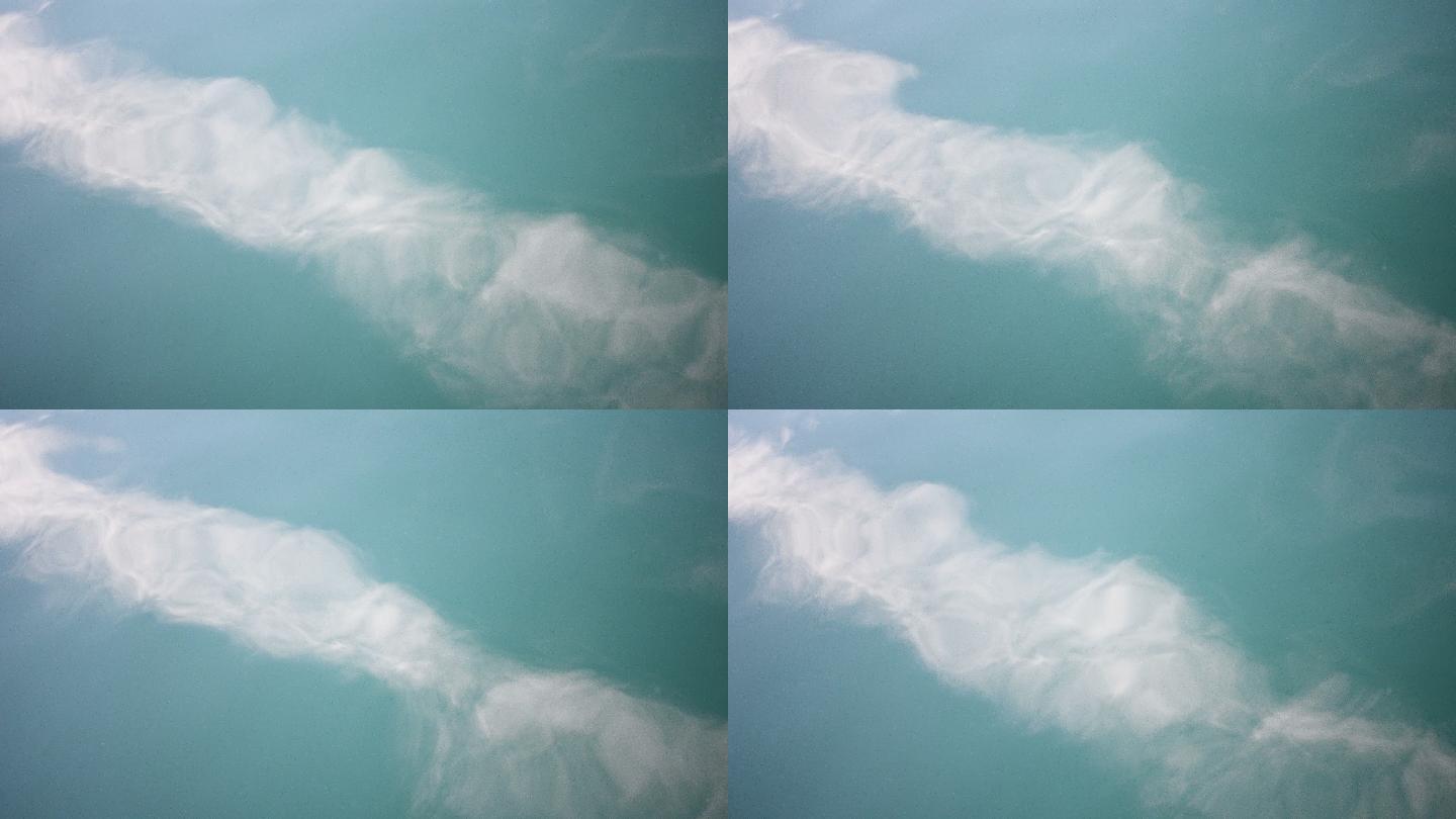 海洋背景与云反射视频素材