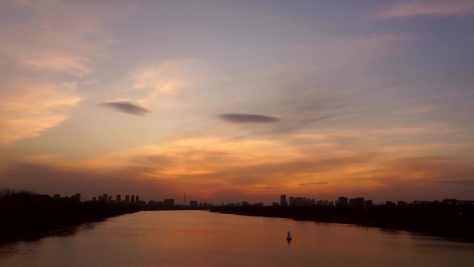 河边日落夕阳西下夕阳红晚霞傍晚夕阳无限好