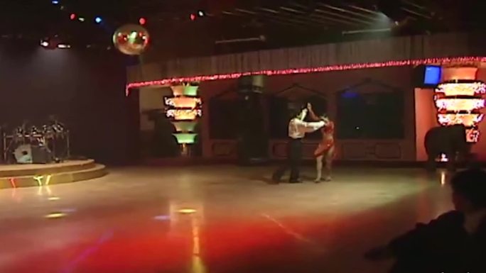 90年代卡拉OK跳舞_1