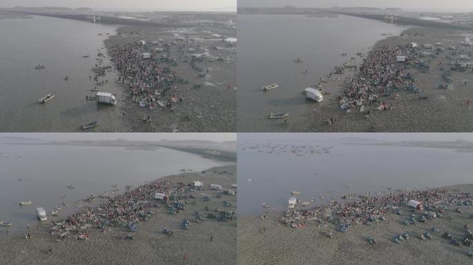 海边买卖海鲜的壮观场景