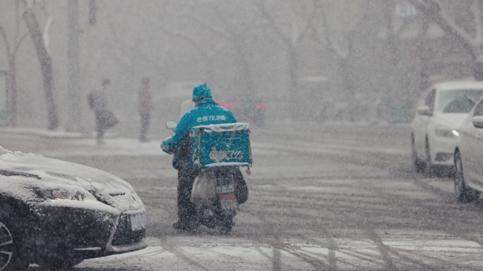 北京风雪中外卖快递骑手 慢动作升格