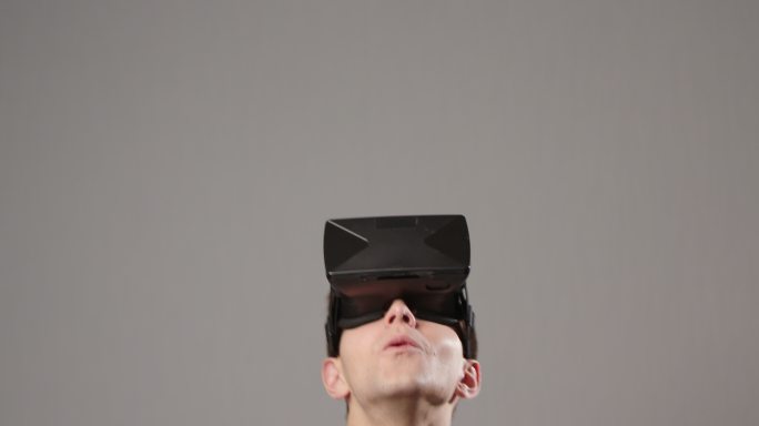 体验虚拟现实男子模拟器现实增强