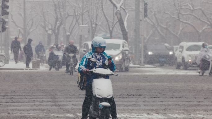 北京风雪中外卖快递骑手 慢动作升格