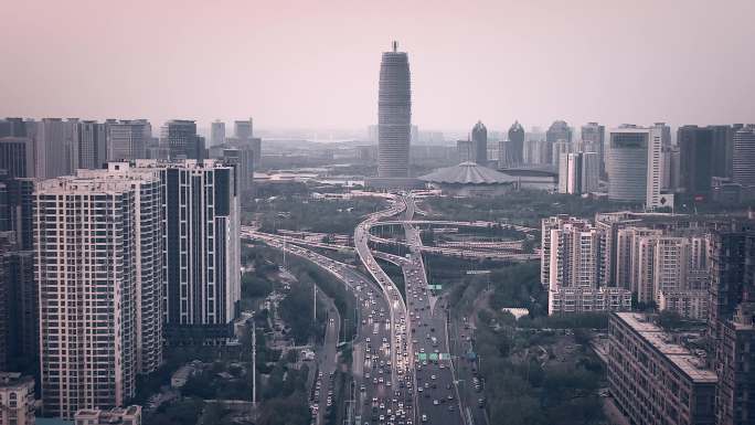 郑州城市CBD车流立交桥高架