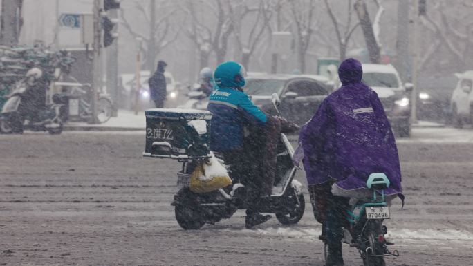 北京风雪中外卖快递骑手 慢动作升格