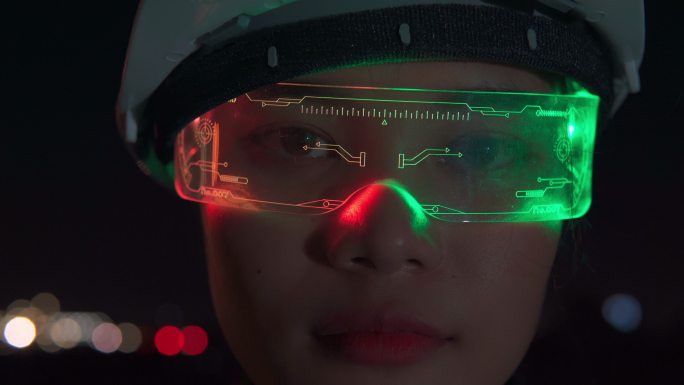 亚洲女工程师VR眼镜虚拟现实5G应用