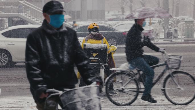 北京风雪中外卖快递骑手 慢动作升格