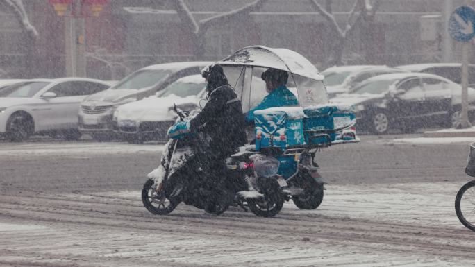 北京风雪中外卖快递骑手 慢动作升格