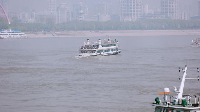 江上轮渡中国渔政