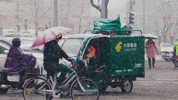 北京风雪中外卖快递骑手 慢动作升格