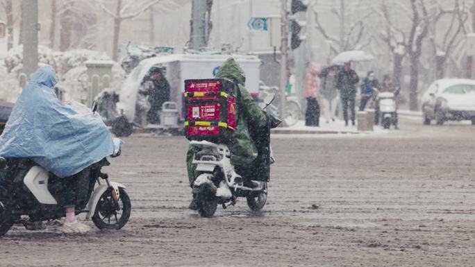 北京风雪中外卖快递骑手 慢动作升格