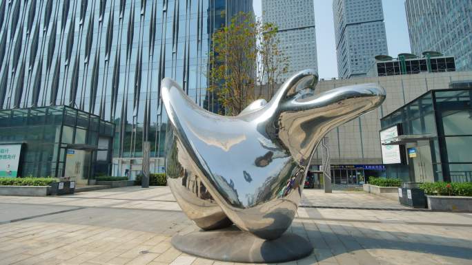 广西南宁五象新区东盟总部基地街景雕塑
