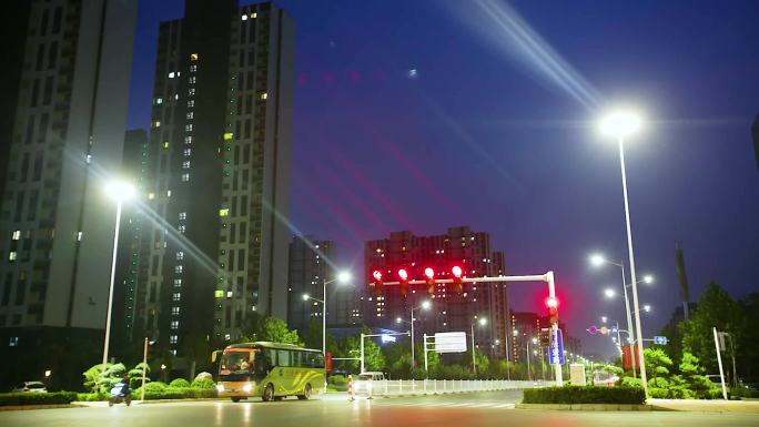 城市路口夜景延时